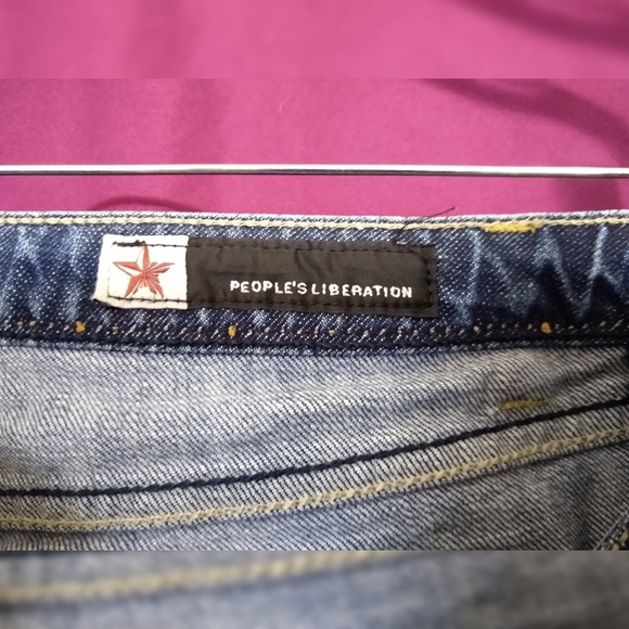 Jeans - Picture 2 of 4